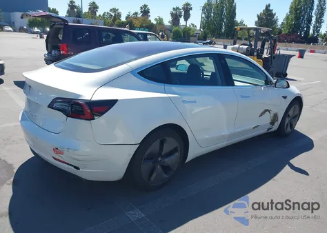 2018 Tesla Model 3 Long Range/Mid Range from USA, damaged, VIN 5YJ3E1EA2JF004348